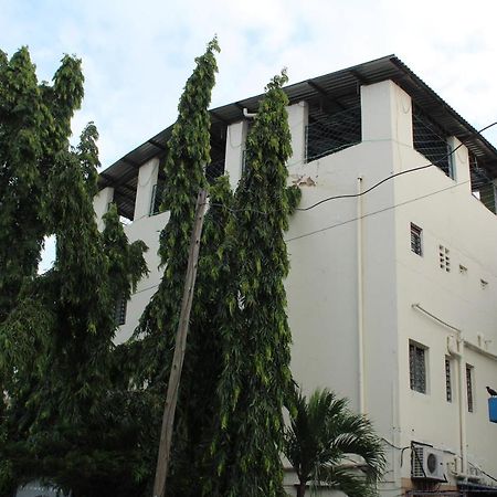 Rembo Hotel Mombasa Eksteriør billede