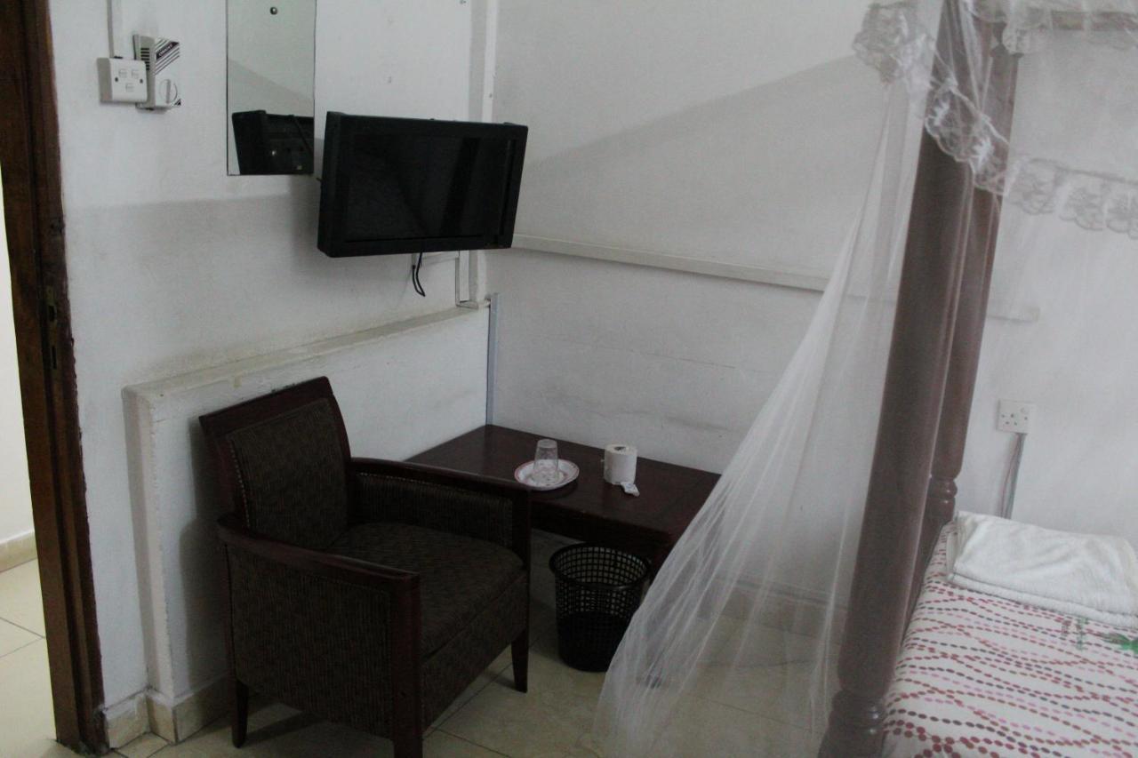 Rembo Hotel Mombasa Eksteriør billede